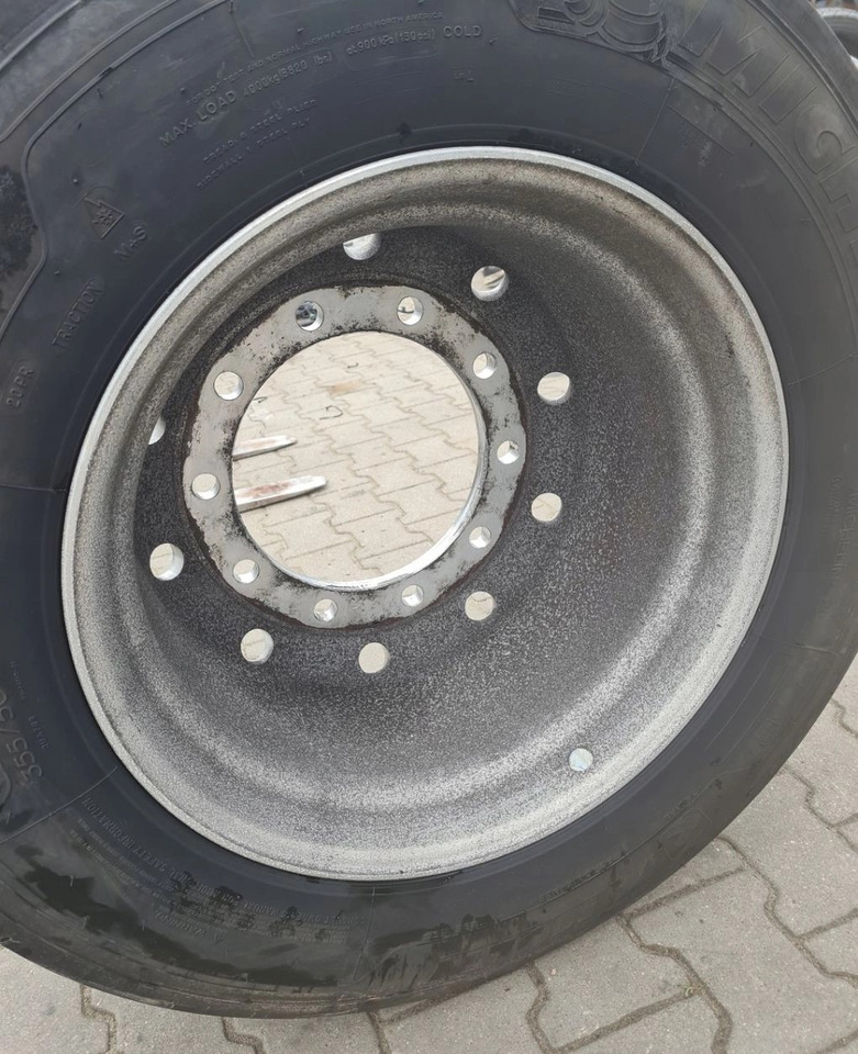 FELGA ALUMINIOWA ALCOA PRZÓD SZEROKA POLEROWANA 22,5 X 11,75 ET 120 TIR 22606576 - Jante: photos 3 FELGA ALUMINIOWA ALCOA PRZÓD SZEROKA POLEROWANA 22,5 X 11,75 ET 120 TIR 22606576 - Jante: photos 3