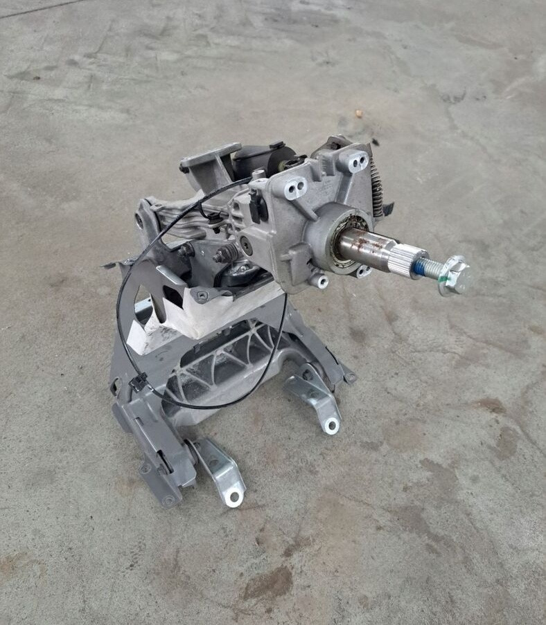 MECHANIZM REGULACJI KIEROWNICY VOLVO FH 4 EURO 6 - Suspension pour Camion: photos 2 MECHANIZM REGULACJI KIEROWNICY VOLVO FH 4 EURO 6 - Suspension pour Camion: photos 2