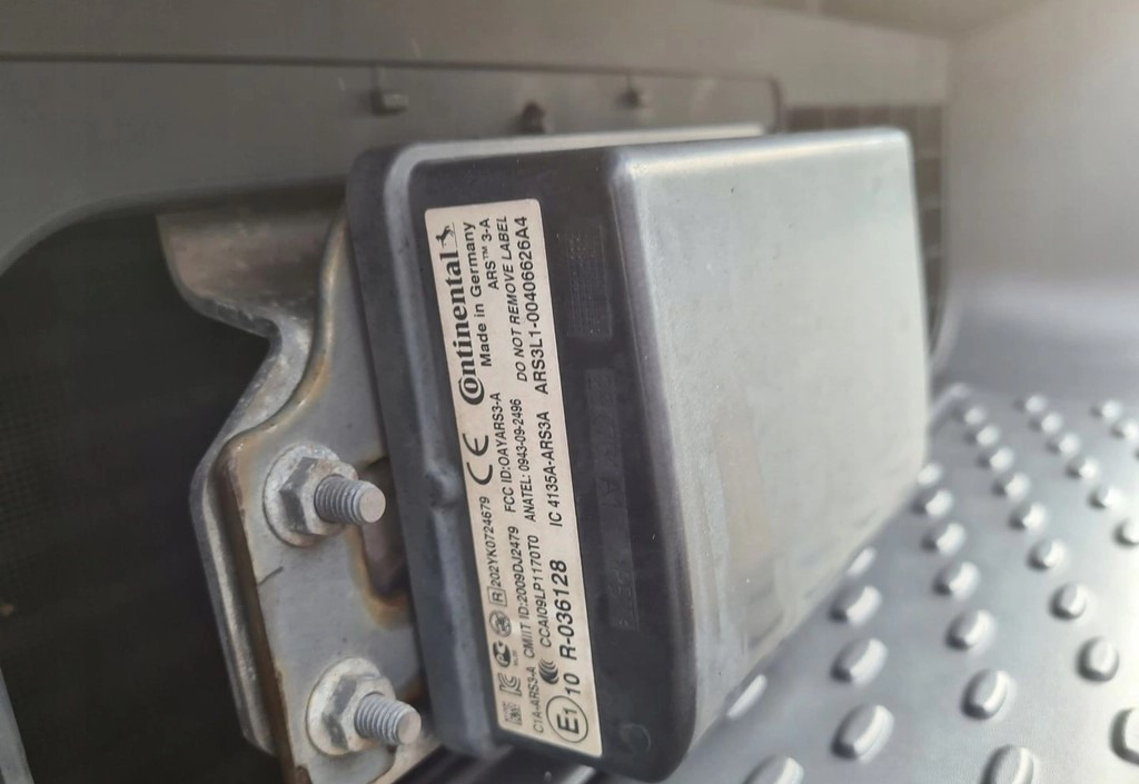 RADAR DISTRONIK CZUJNIK SENSOR RENAULT GAMA T C K D RANGE VOLVO FH 4 FM 4 22075780 - P07 21723744 - P06 - Capteur: photos 2 RADAR DISTRONIK CZUJNIK SENSOR RENAULT GAMA T C K D RANGE VOLVO FH 4 FM 4 22075780 - P07 21723744 - P06 - Capteur: photos 2