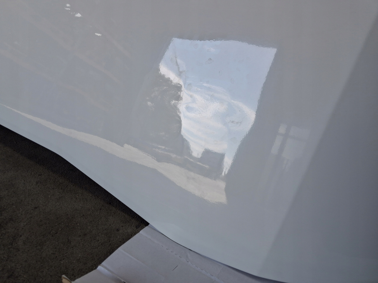 RENAULT MASKA ATRAPA PRZÓD KABINY ORYGINAŁ RENAULT GAMA T EURO 6 - Capot pour Camion: photos 4 RENAULT MASKA ATRAPA PRZÓD KABINY ORYGINAŁ RENAULT GAMA T EURO 6 - Capot pour Camion: photos 4