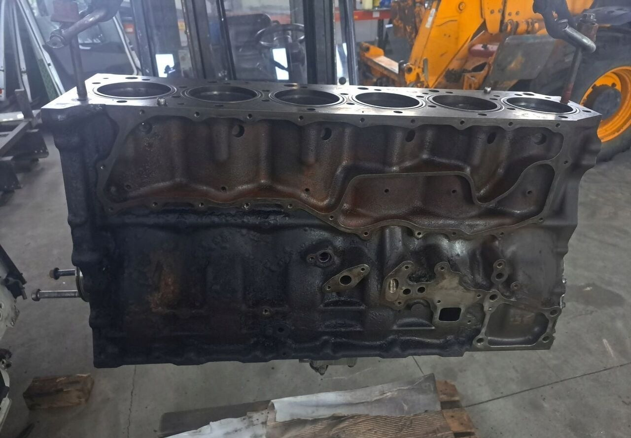 RENAULT PREMIUM DXI 11 410 450 1002035 Renault PREMIUM 410 450 - Bloc-cylindres pour Camion: photos 4 RENAULT PREMIUM DXI 11 410 450 1002035 Renault PREMIUM 410 450 - Bloc-cylindres pour Camion: photos 4