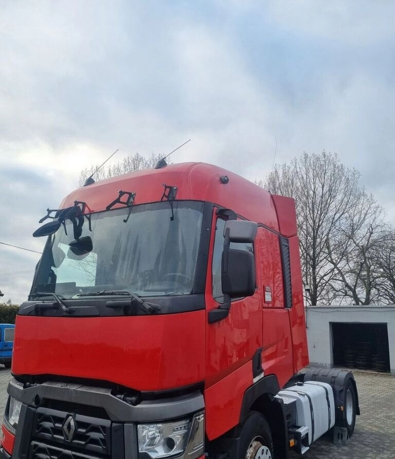 Renault KOMPLETNA GAMA T RANGE EURO 6 Renault RENAULT GAMA T RANGE ŚREDNIA KABINA. - Cabine pour Camion: photos 1 Renault KOMPLETNA GAMA T RANGE EURO 6 Renault RENAULT GAMA T RANGE ŚREDNIA KABINA. - Cabine pour Camion: photos 1