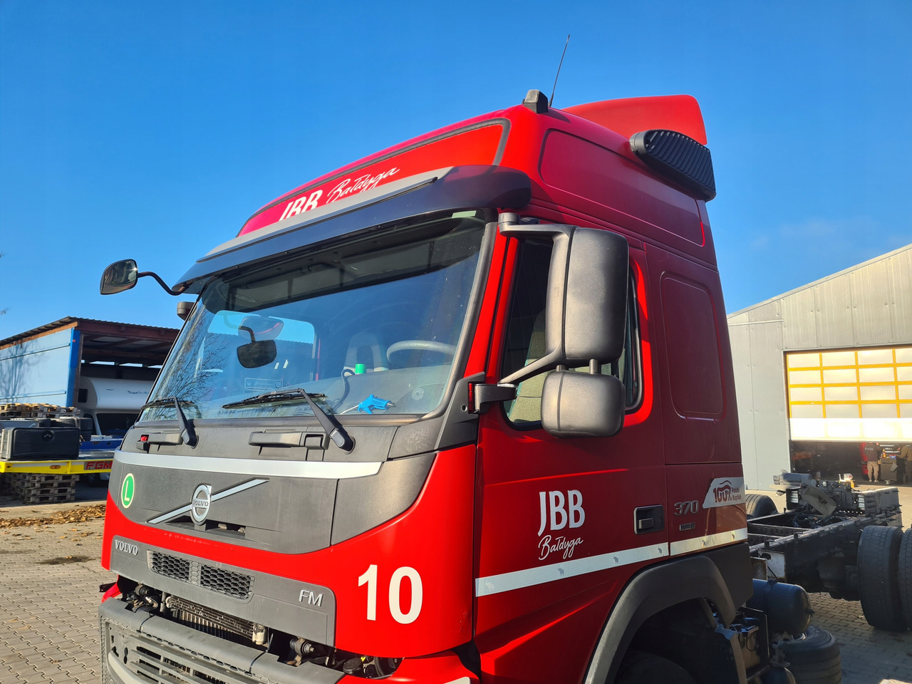 VOLVO KABINA KOMPLETNA VOLVO FM 4 EURO 6 GLOBETROTTER - Cabine pour Camion: photos 4 VOLVO KABINA KOMPLETNA VOLVO FM 4 EURO 6 GLOBETROTTER - Cabine pour Camion: photos 4