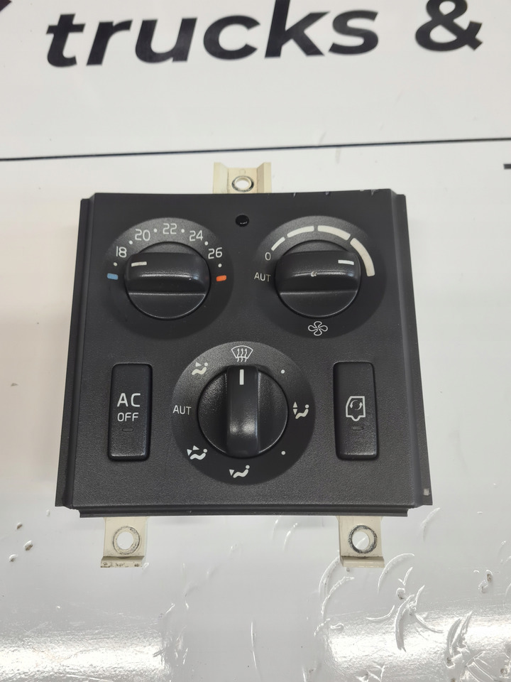 VOLVO PANEL NAWIEWU OGRZEWANIA KLIMATYZACJI VOLVO FH FM 9 13 LIFT - Chauffage/ Ventilation pour Camion: photos 2 VOLVO PANEL NAWIEWU OGRZEWANIA KLIMATYZACJI VOLVO FH FM 9 13 LIFT - Chauffage/ Ventilation pour Camion: photos 2