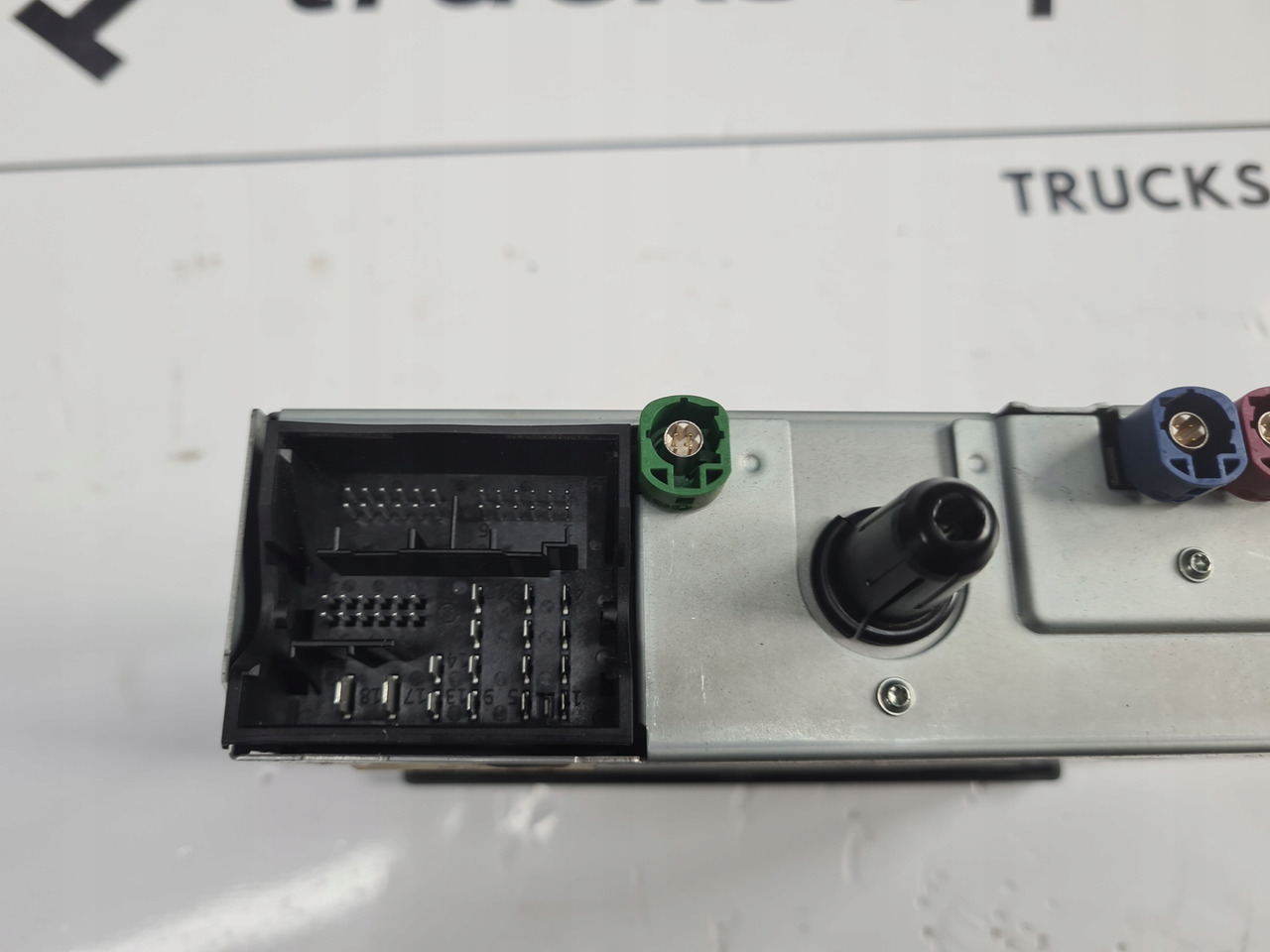 VOLVO RADIO MODUŁ SEM RADIA WIFI BLUETOOTH VOLVO FH 4 FM 4 FH 5 FM 5 FMX - Cabine et intérieur pour Camion: photos 4 VOLVO RADIO MODUŁ SEM RADIA WIFI BLUETOOTH VOLVO FH 4 FM 4 FH 5 FM 5 FMX - Cabine et intérieur pour Camion: photos 4