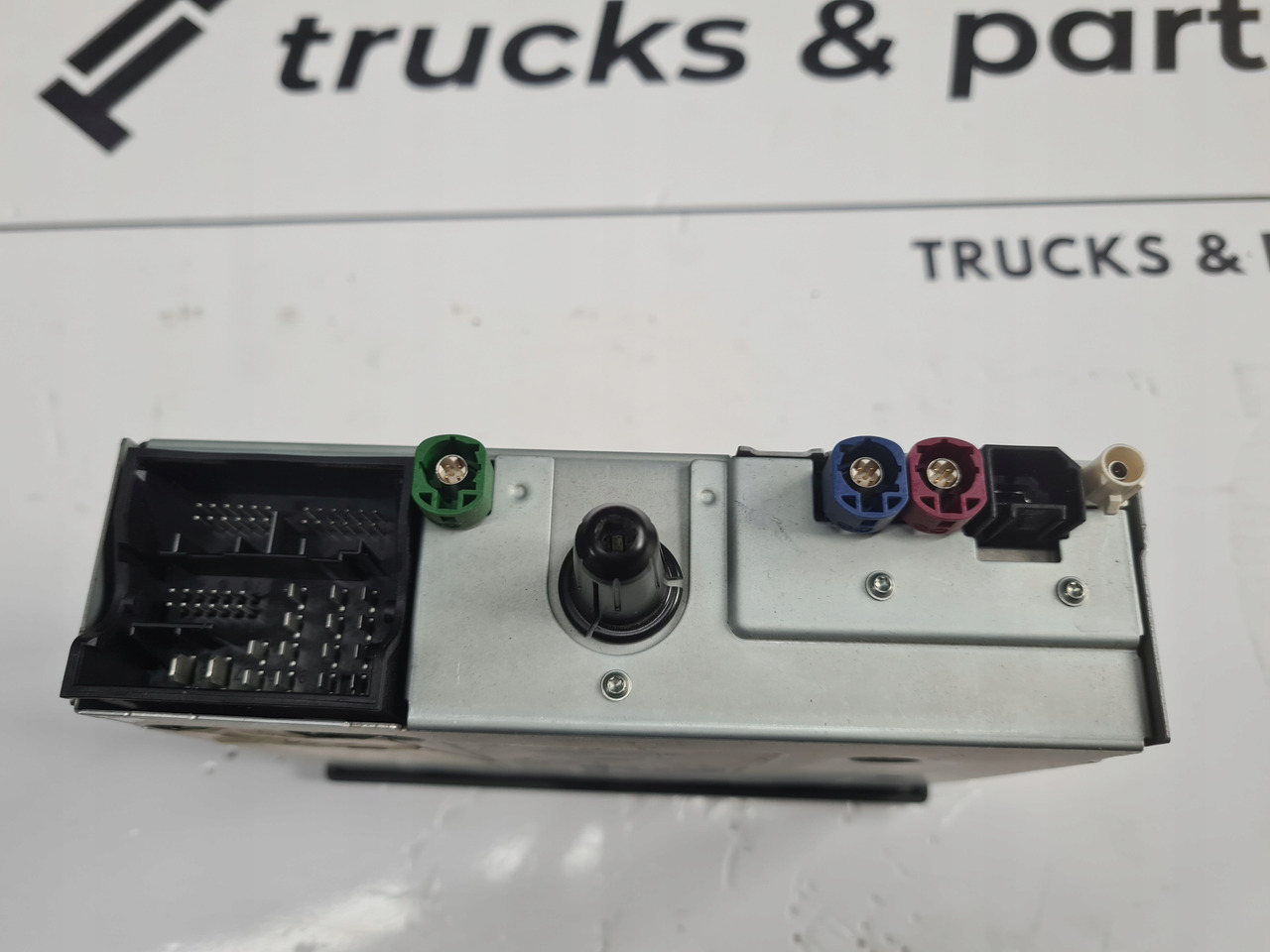 VOLVO RADIO MODUŁ SEM RADIA WIFI BLUETOOTH VOLVO FH 4 FM 4 FH 5 FM 5 FMX - Cabine et intérieur pour Camion: photos 3 VOLVO RADIO MODUŁ SEM RADIA WIFI BLUETOOTH VOLVO FH 4 FM 4 FH 5 FM 5 FMX - Cabine et intérieur pour Camion: photos 3