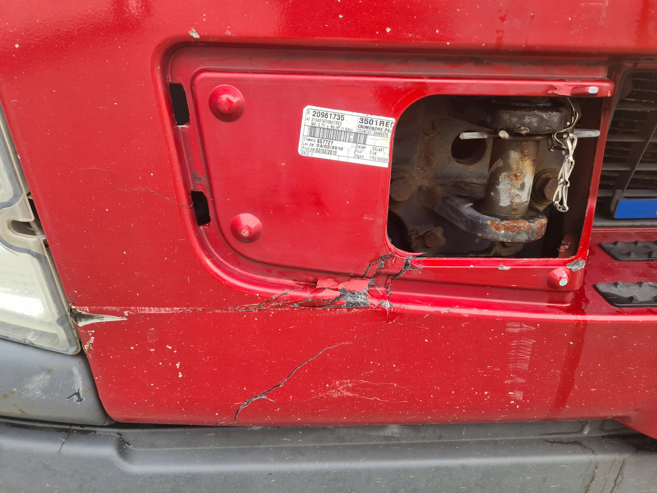 VOLVO ZDERZAK KOMPLETNY Z LAMPAMI BELKA STOPNIE VOLVO FL 22.5 EURO 5 - Pare-chocs pour Camion: photos 4 VOLVO ZDERZAK KOMPLETNY Z LAMPAMI BELKA STOPNIE VOLVO FL 22.5 EURO 5 - Pare-chocs pour Camion: photos 4