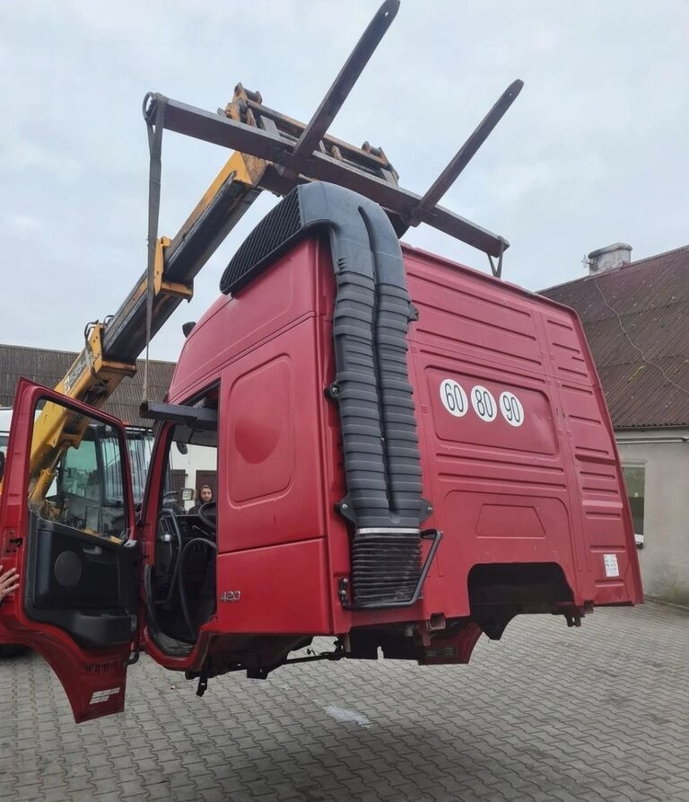 Volvo FM 9 13 LIFT EURO 5 AUTOMAT Volvo VOLVO FM 9 13 LIFT EURO 5 AUTOMAT - Cabine pour Camion: photos 4 Volvo FM 9 13 LIFT EURO 5 AUTOMAT Volvo VOLVO FM 9 13 LIFT EURO 5 AUTOMAT - Cabine pour Camion: photos 4