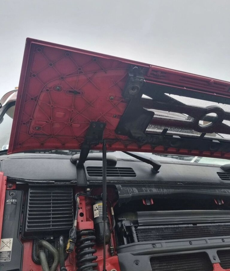 Volvo MASKA KOMPLETNA ATRAPA GRILL ORYGINAŁ FM 9 13 LIFT 82257549 Volvo ORYGINAŁ VOLVO FM 9 13 LIFT - Capot pour Camion: photos 4 Volvo MASKA KOMPLETNA ATRAPA GRILL ORYGINAŁ FM 9 13 LIFT 82257549 Volvo ORYGINAŁ VOLVO FM 9 13 LIFT - Capot pour Camion: photos 4