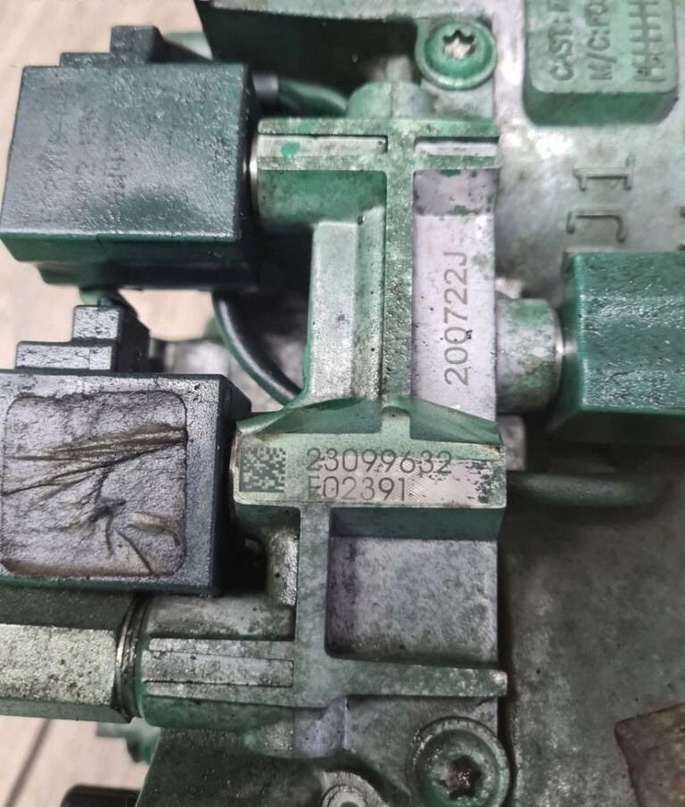 Volvo PODSTAWA FILTRÓW PALIWA FH 4 FH 16 D16K EURO 6 23874825 23099632 Volvo VOLVO FH 4 FH 16 D16K EURO 6 23874825 23099632 - Filtre à carburant pour Camion: photos 2 Volvo PODSTAWA FILTRÓW PALIWA FH 4 FH 16 D16K EURO 6 23874825 23099632 Volvo VOLVO FH 4 FH 16 D16K EURO 6 23874825 23099632 - Filtre à carburant pour Camion: photos 2