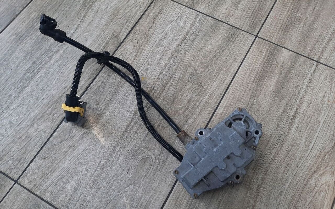 Volvo WYSPRZĘGLIK ZAWÓR PWM RENAULT GAMA T FH 4 22327072 - Cylindre d'embrayage pour Camion: photos 3 Volvo WYSPRZĘGLIK ZAWÓR PWM RENAULT GAMA T FH 4 22327072 - Cylindre d'embrayage pour Camion: photos 3