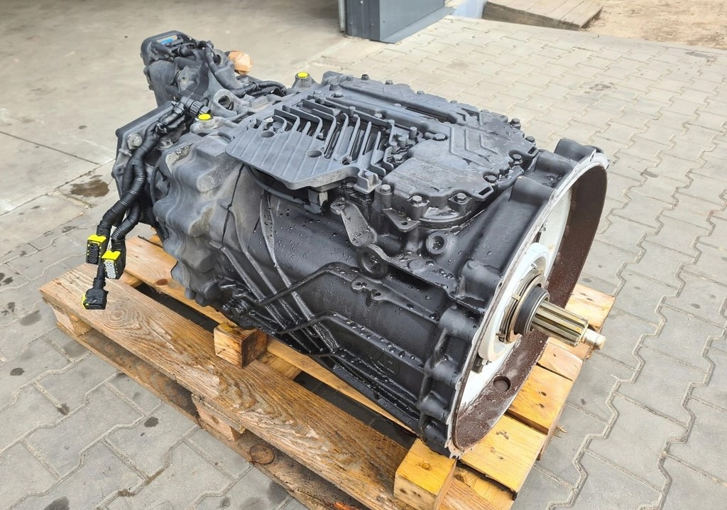 ZF TRAXON 12TX2621 Z RETARDEREM TD JC46 7K481BAB 2022 ROK - Boîte de vitesse: photos 4 ZF TRAXON 12TX2621 Z RETARDEREM TD JC46 7K481BAB 2022 ROK - Boîte de vitesse: photos 4