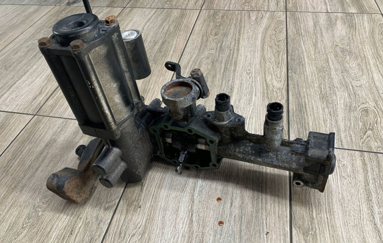 ZF WYBIERAK BIEGÓW ZF 6s850 RENAULT MIDLUM VOLVO FL 1346307046 - Boîte de vitesse et pièces pour Camion: photos 1 ZF WYBIERAK BIEGÓW ZF 6s850 RENAULT MIDLUM VOLVO FL 1346307046 - Boîte de vitesse et pièces pour Camion: photos 1