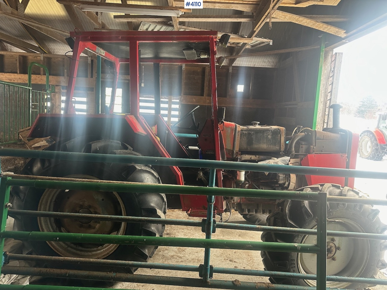 1982 Massey-Ferguson 265 traktor w/ chains, a new radiator is included - Tracteur agricole: photos 5 1982 Massey-Ferguson 265 traktor w/ chains, a new radiator is included - Tracteur agricole: photos 5