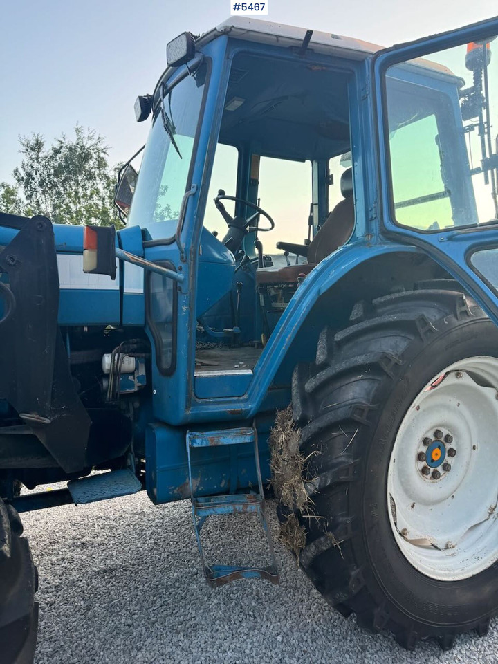 Tracteur agricole 1983 Ford 7710 4x4 w/ frontloader: photos 6