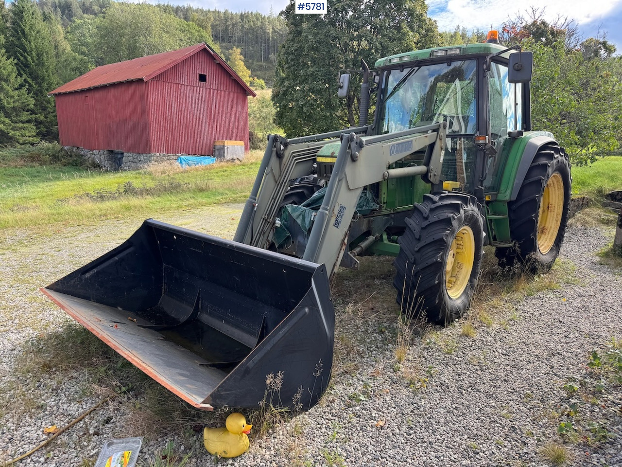 1993 John Deere 6300 w/ front loader and plow plate. - Tracteur agricole: photos 2 1993 John Deere 6300 w/ front loader and plow plate. - Tracteur agricole: photos 2