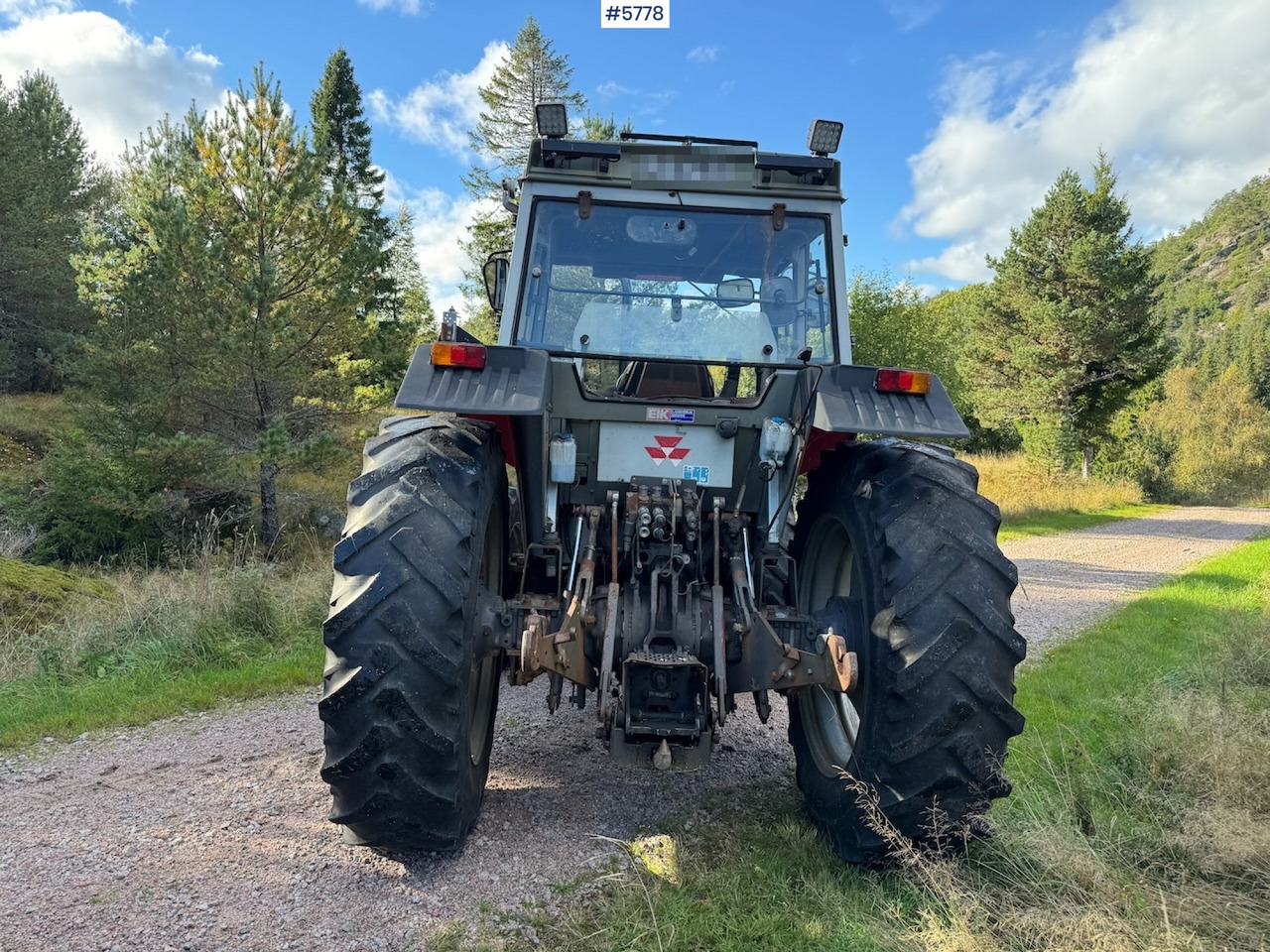 Tracteur agricole 1995 Massey Ferguson 399 w/ front loader.: photos 7 Tracteur agricole 1995 Massey Ferguson 399 w/ front loader.: photos 7