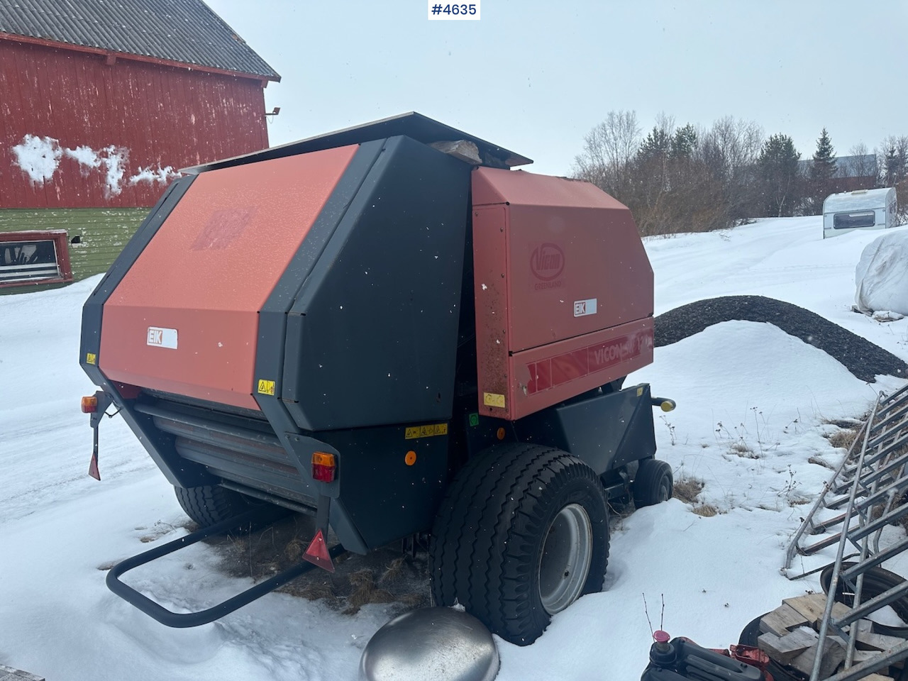 1998 Vicon RF 130 Round baler. - Matériel de fenaison: photos 4 1998 Vicon RF 130 Round baler. - Matériel de fenaison: photos 4
