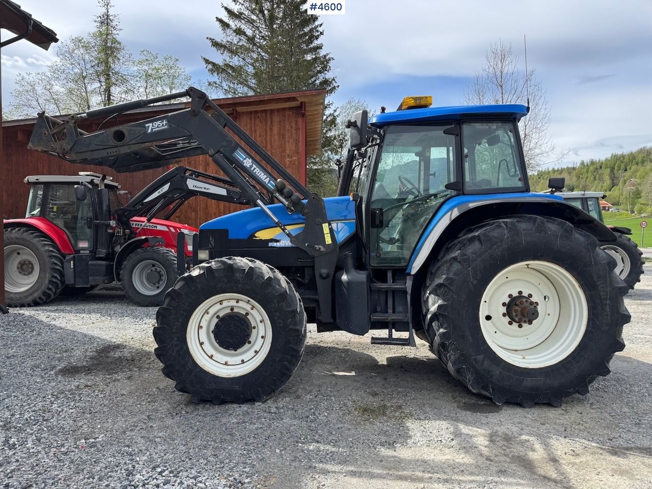 Tracteur agricole 2005 New Holland TM190 w/front loader: photos 10