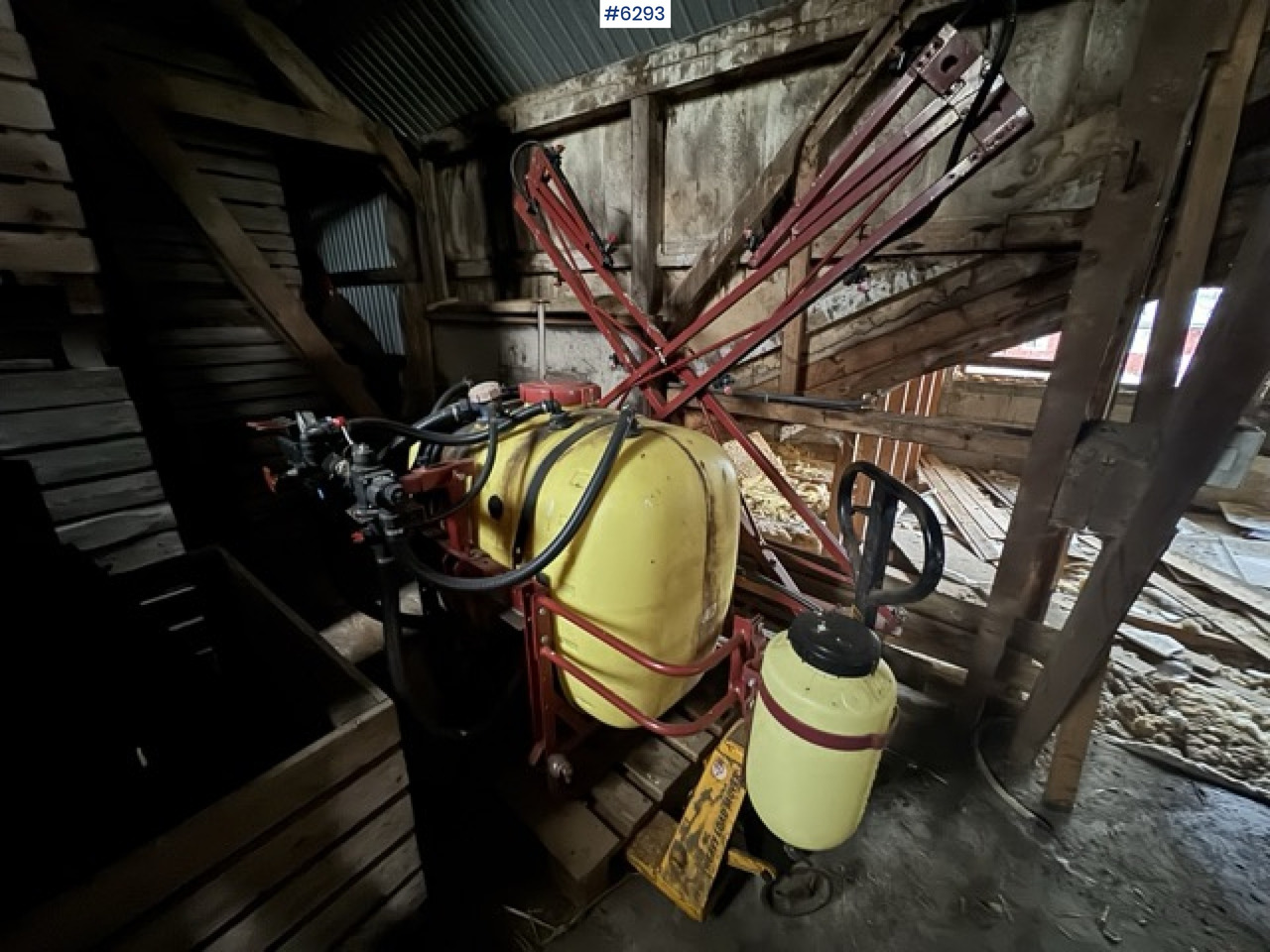 2006 Field Sprayer with 400-Liter Tank - Pulvérisateur: photos 4 2006 Field Sprayer with 400-Liter Tank - Pulvérisateur: photos 4