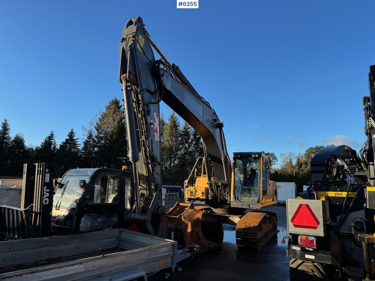 2007 Volvo EC 240 B NLC m/ 3 skuffer. - Pelle: photos 2 2007 Volvo EC 240 B NLC m/ 3 skuffer. - Pelle: photos 2