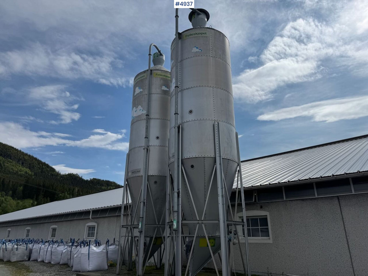 2008 Mafa 27.6 cubic meter feed silos x2 - Matériel d'élevage: photos 3 2008 Mafa 27.6 cubic meter feed silos x2 - Matériel d'élevage: photos 3