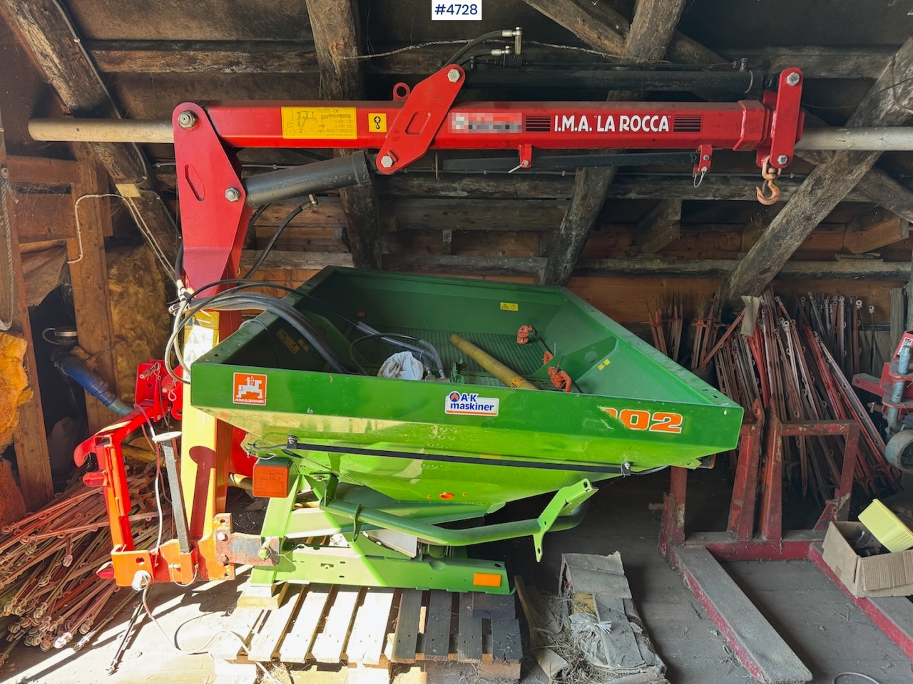 2009 Amazone ZA-X 902 Fertilizer spreader with crane - Distributeur d'engrais: photos 1 2009 Amazone ZA-X 902 Fertilizer spreader with crane - Distributeur d'engrais: photos 1