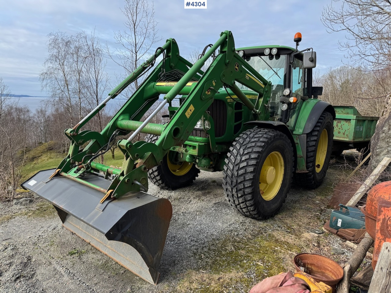 2009 John Deere 6930 Premium w/front loader - Tracteur agricole: photos 1 2009 John Deere 6930 Premium w/front loader - Tracteur agricole: photos 1