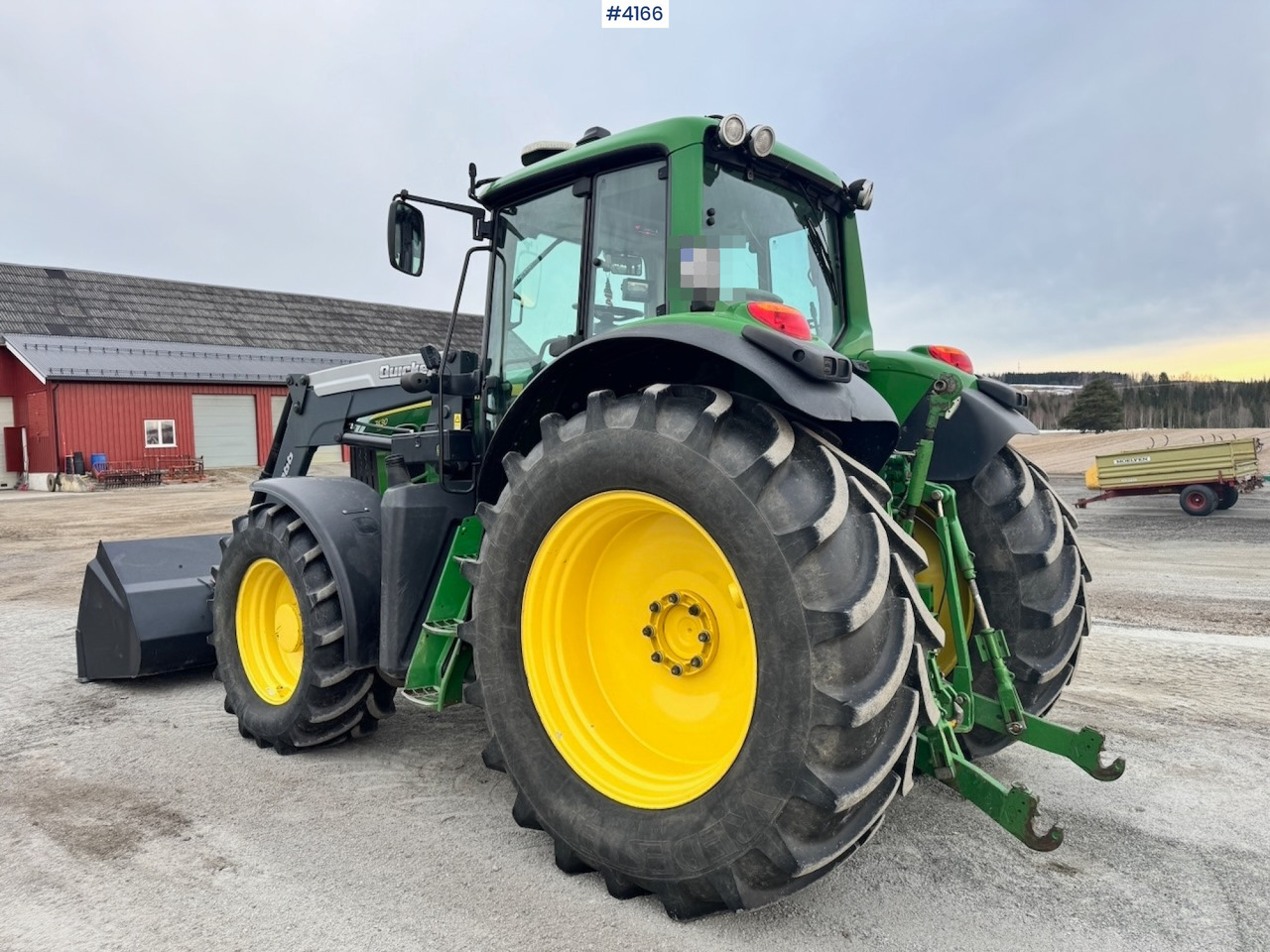 2010 John Deere 7430 w/ Front loader and GPS. 3760 hours! - Tracteur agricole: photos 3 2010 John Deere 7430 w/ Front loader and GPS. 3760 hours! - Tracteur agricole: photos 3