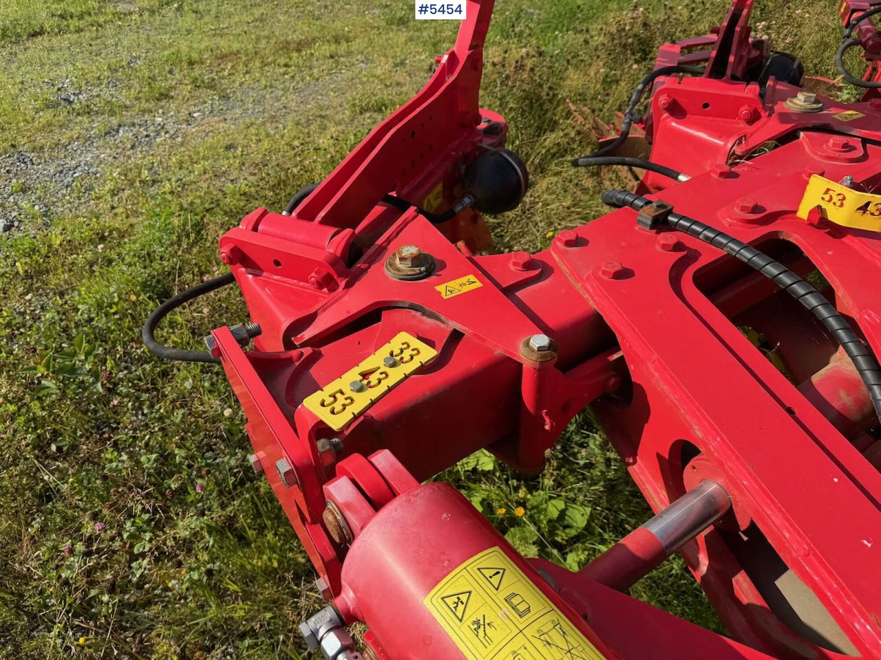 Outils du sol 2012 Pottinger Servo 6.50 Plus Nova 7 furrow semi-reversible plough: photos 13