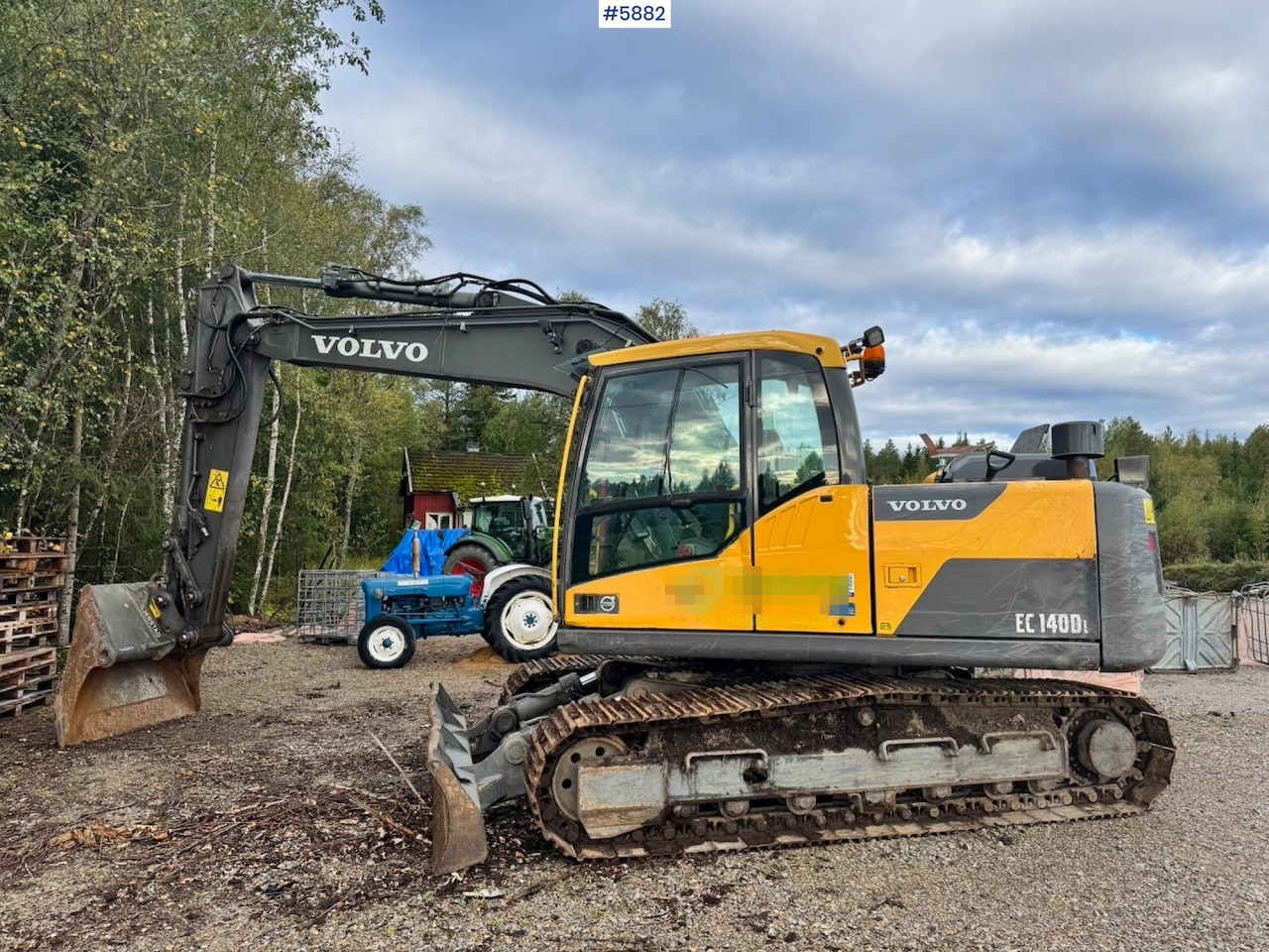 2013 Volvo EC140DL Crawler Excavator w/ Cleaning Bucket. - Pelle: photos 2 2013 Volvo EC140DL Crawler Excavator w/ Cleaning Bucket. - Pelle: photos 2