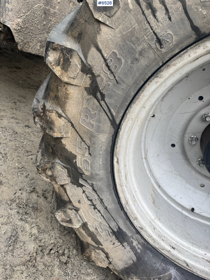 Tracteur agricole 2015 Deutz-fahr 6180 Agrotron w/ Front loader and Front hydraulics. 4010 hours!: photos 17