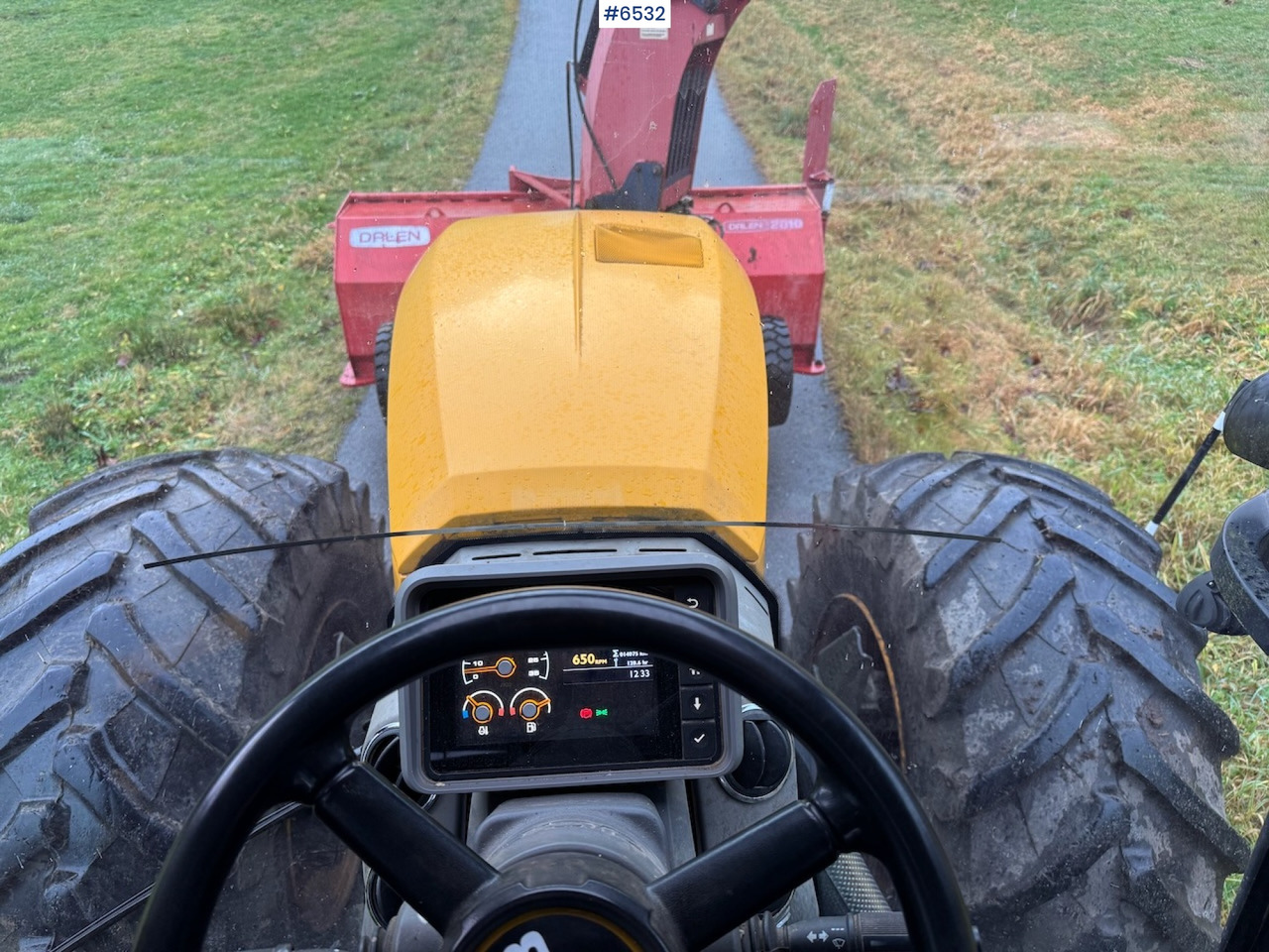 Tracteur agricole 2015 JCB Fastrack 4220 w/ front hydraulics, front PTO and plow plate. Low hours!: photos 18