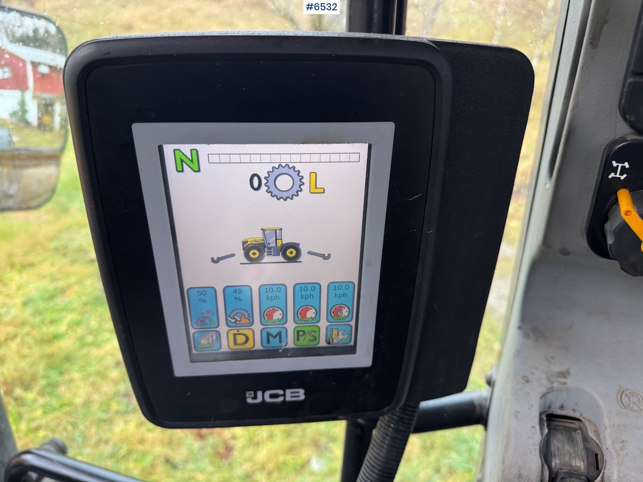 Tracteur agricole 2015 JCB Fastrack 4220 w/ front hydraulics, front PTO and plow plate. Low hours!: photos 20