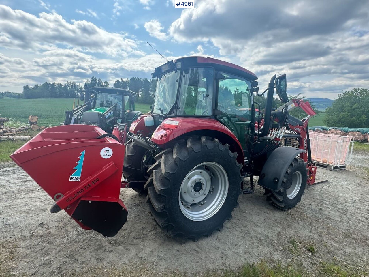 2021 Case IH Famall 75C w/ front loader. 150 Hours! - Tracteur agricole: photos 4 2021 Case IH Famall 75C w/ front loader. 150 Hours! - Tracteur agricole: photos 4
