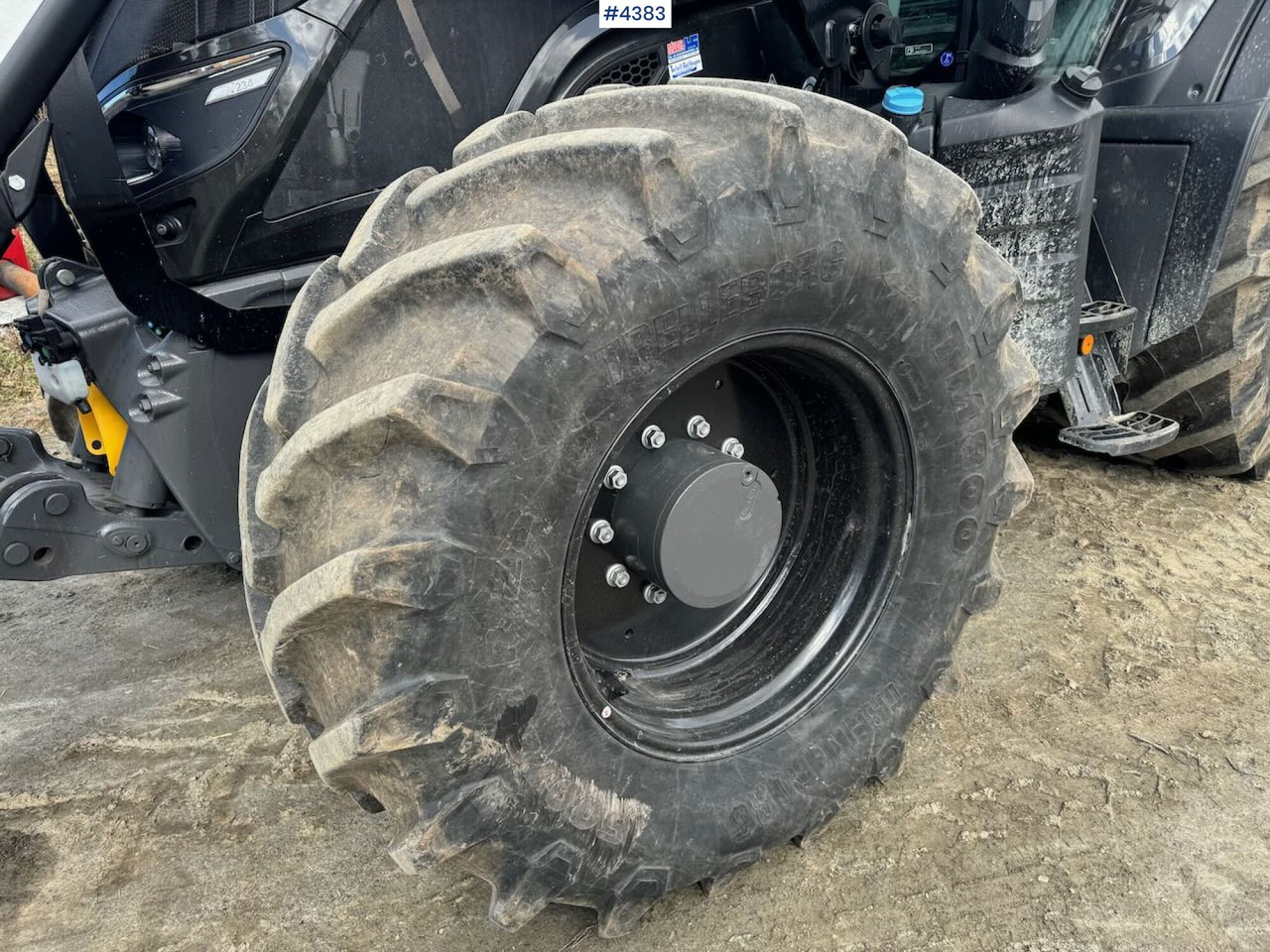 Crédit-bail de  2021 Valtra T234 Versu w/ Quicke Q7 Front Loader 2021 Valtra T234 Versu w/ Quicke Q7 Front Loader: photos 14