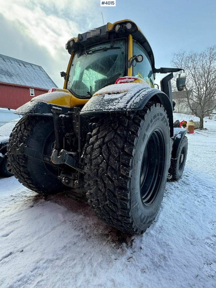 2021 Valtra T255 w/ Quicke G7s front loader - Tracteur agricole: photos 3 2021 Valtra T255 w/ Quicke G7s front loader - Tracteur agricole: photos 3