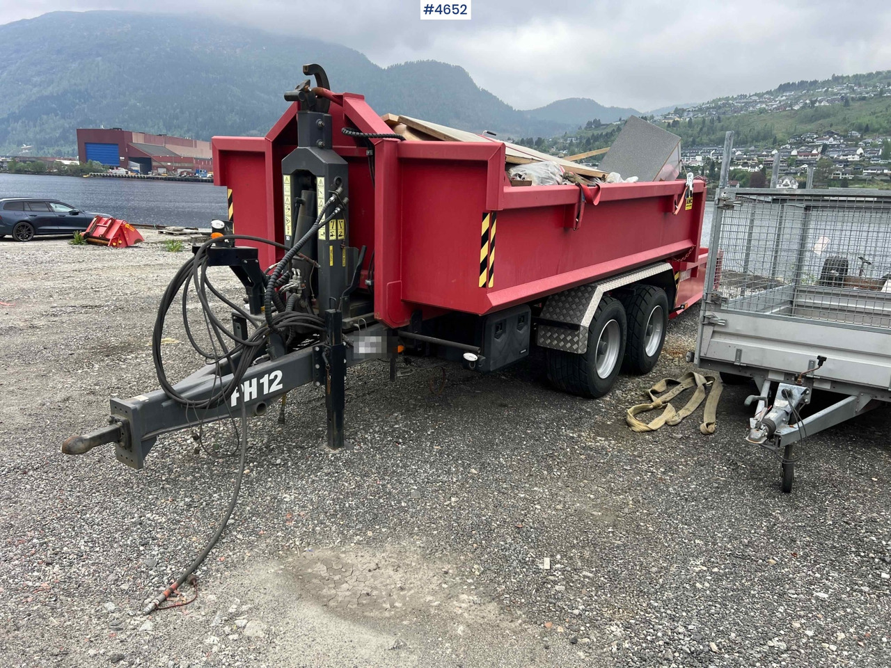 2022 Metaltech PH-12 hook trailer for tractor w/ 2 hook boxes - Benne agricole: photos 1 2022 Metaltech PH-12 hook trailer for tractor w/ 2 hook boxes - Benne agricole: photos 1
