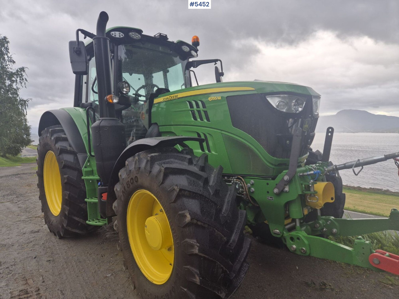 2024 John Deere 6155M w/ front hydraulics & PTO - Tracteur agricole: photos 1 2024 John Deere 6155M w/ front hydraulics & PTO - Tracteur agricole: photos 1