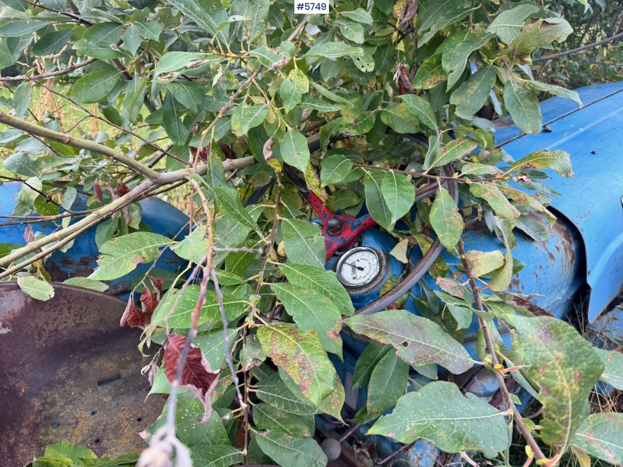 Tracteur agricole Ca. 1961 Fordson Super Major 4×2 Tractor w/ Bucket: photos 18 Tracteur agricole Ca. 1961 Fordson Super Major 4×2 Tractor w/ Bucket: photos 18