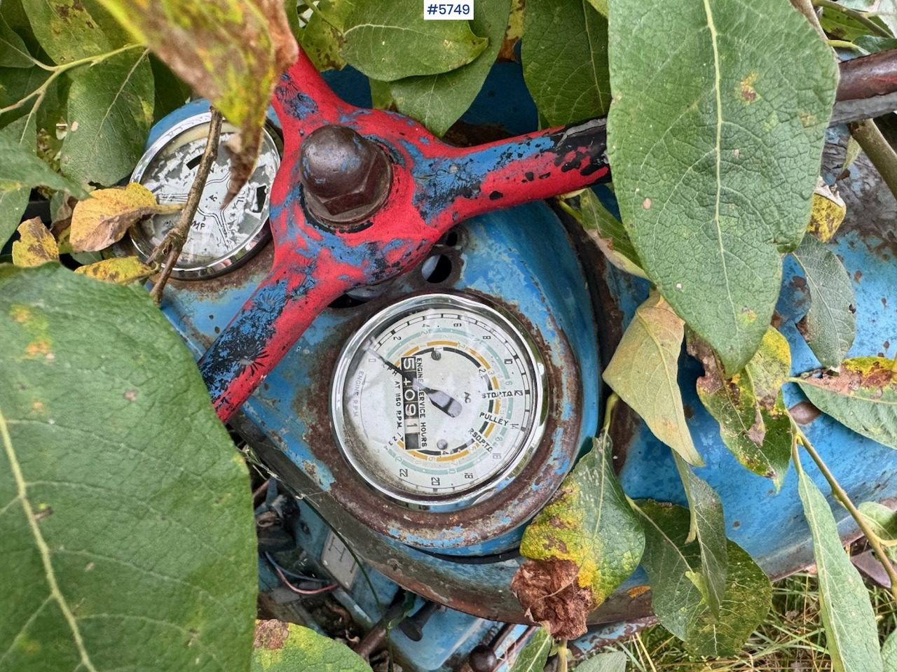 Tracteur agricole Ca. 1961 Fordson Super Major 4×2 Tractor w/ Bucket: photos 14 Tracteur agricole Ca. 1961 Fordson Super Major 4×2 Tractor w/ Bucket: photos 14