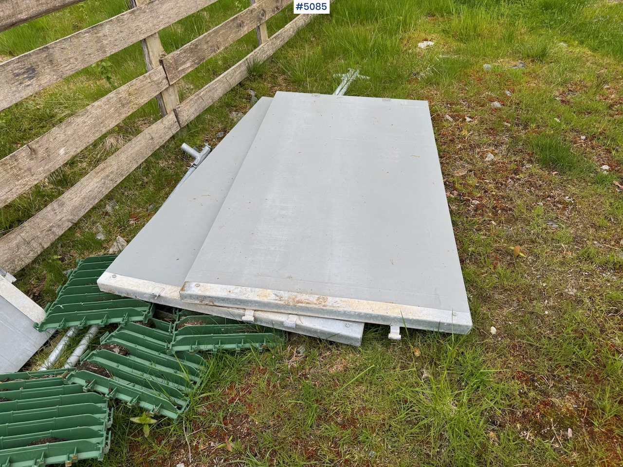 Iceland's Front Fence Barn Systems - Matériel de chantier: photos 5 Iceland's Front Fence Barn Systems - Matériel de chantier: photos 5