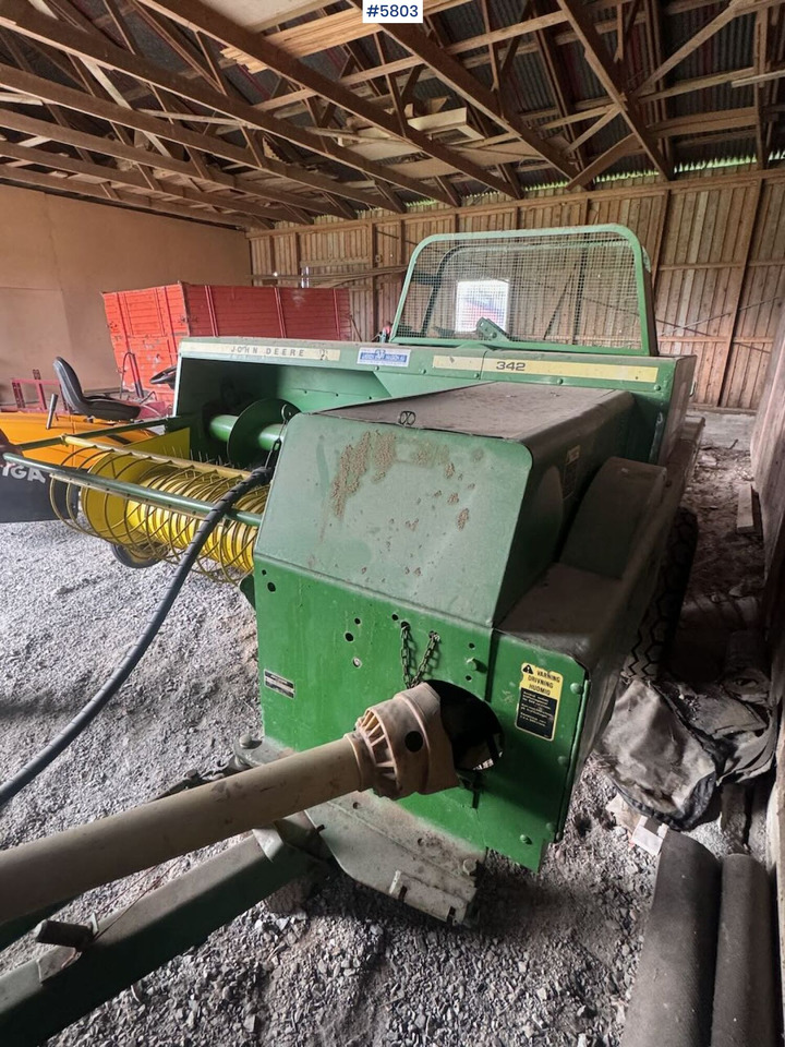John Deere 342 - Matériel de fenaison: photos 4 John Deere 342 - Matériel de fenaison: photos 4