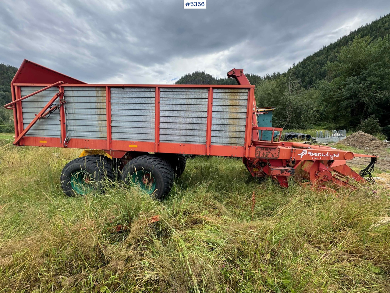 Kverneland Tårup 480 grass trailer w/ trimmer! - Matériel de fenaison: photos 5 Kverneland Tårup 480 grass trailer w/ trimmer! - Matériel de fenaison: photos 5