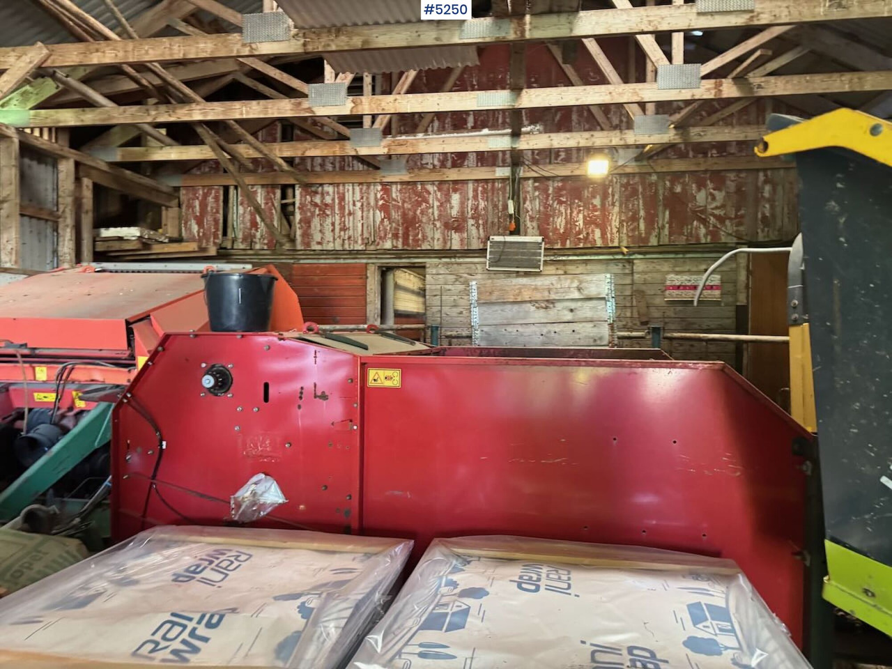 TKS K2 CombiCutter (round‑bale shredder/feeder machine) - Matériel de fenaison: photos 3 TKS K2 CombiCutter (round‑bale shredder/feeder machine) - Matériel de fenaison: photos 3