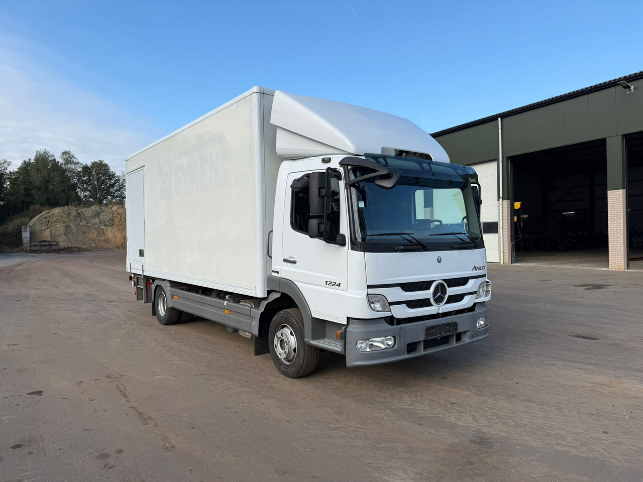 Mercedes Atego 1224 - Camion fourgon: photos 3 Mercedes Atego 1224 - Camion fourgon: photos 3