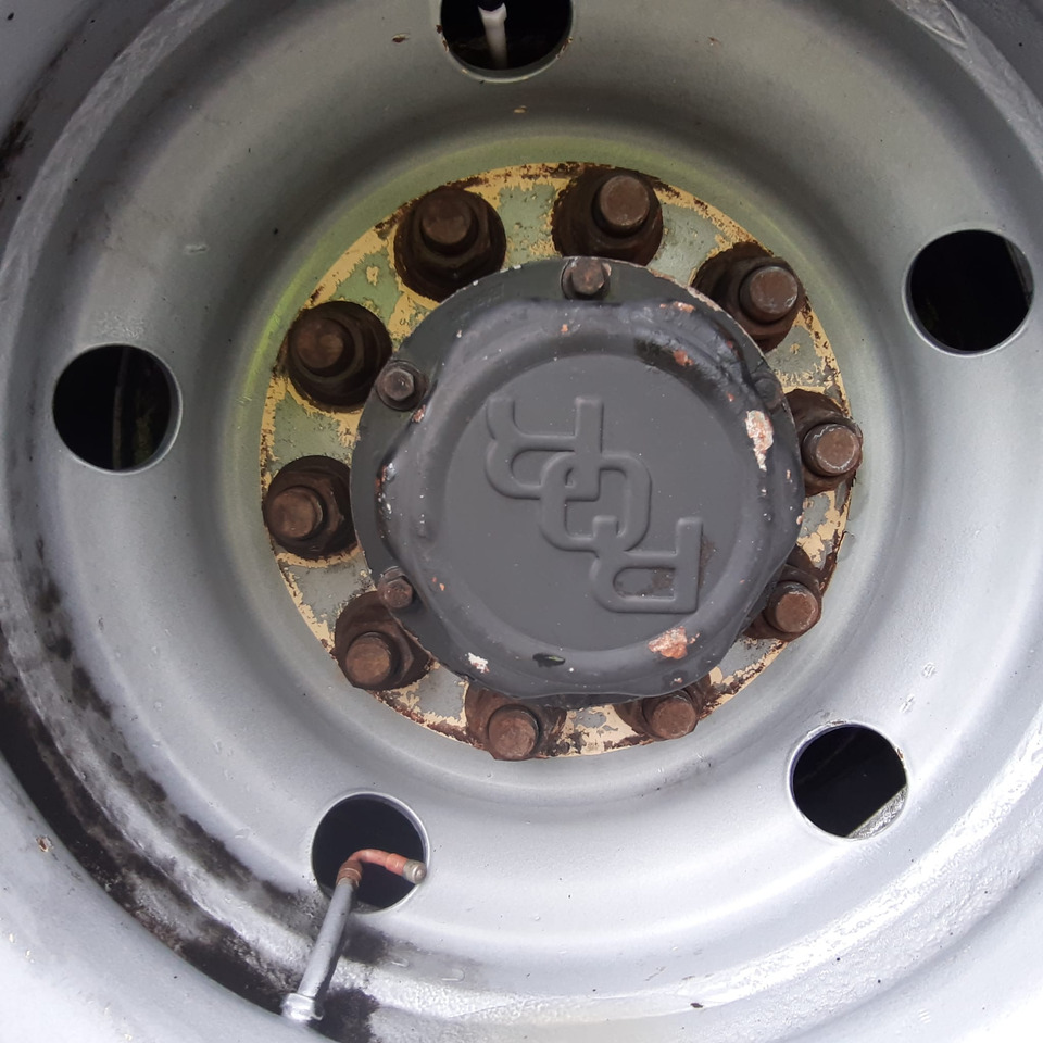 BERTOJA S36 Niskopodłogowa Tiefbett 2 osiowy 2011 r. - Semi-remorque surbaissé: photos 3 BERTOJA S36 Niskopodłogowa Tiefbett 2 osiowy 2011 r. - Semi-remorque surbaissé: photos 3