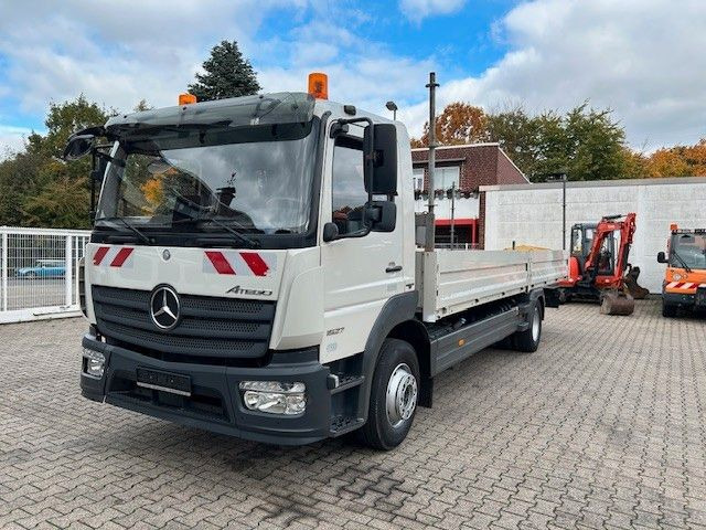 Mercedes-Benz 1527 Atego Pritsche 4x2 - Camion plateau: photos 1 Mercedes-Benz 1527 Atego Pritsche 4x2 - Camion plateau: photos 1