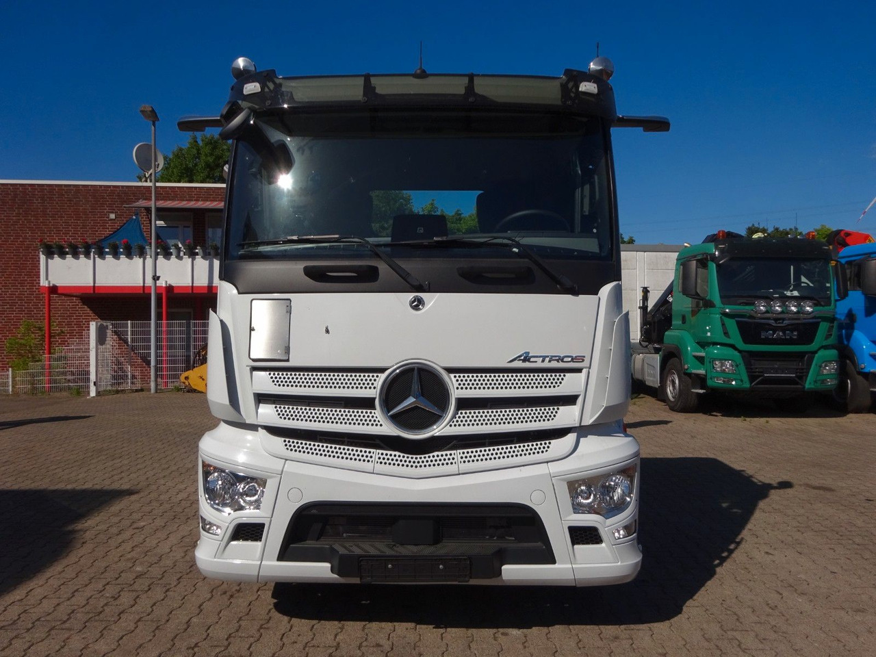 Mercedes-Benz 1840 Actros Absetzkipper NEUFAHRZEUG mit 1645 km - Camion benne: photos 5 Mercedes-Benz 1840 Actros Absetzkipper NEUFAHRZEUG mit 1645 km - Camion benne: photos 5
