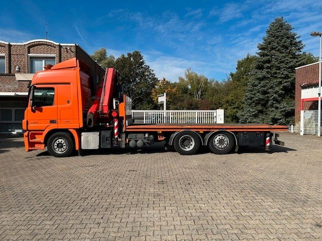 Mercedes-Benz 2541 Actros Plattform + FASSI Kran 6X2 - Camion grue: photos 4 Mercedes-Benz 2541 Actros Plattform + FASSI Kran 6X2 - Camion grue: photos 4